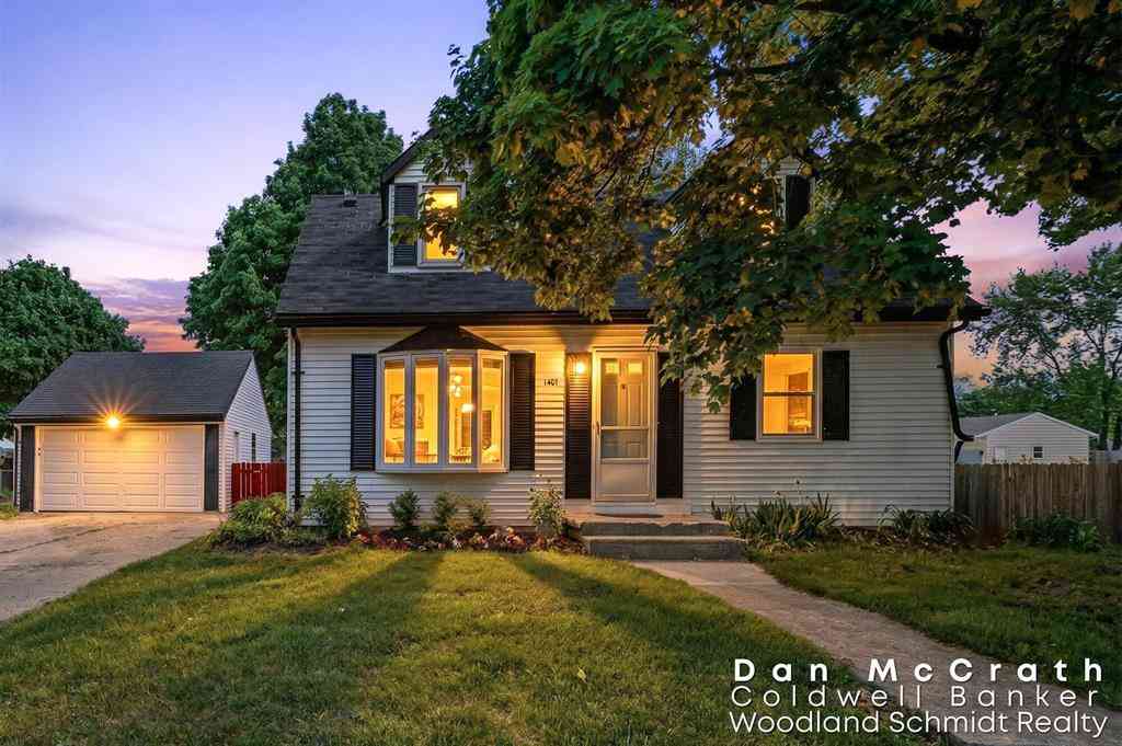 Homes For Sale - 1401 Sibley Street <br/> Lowell, MI 49331