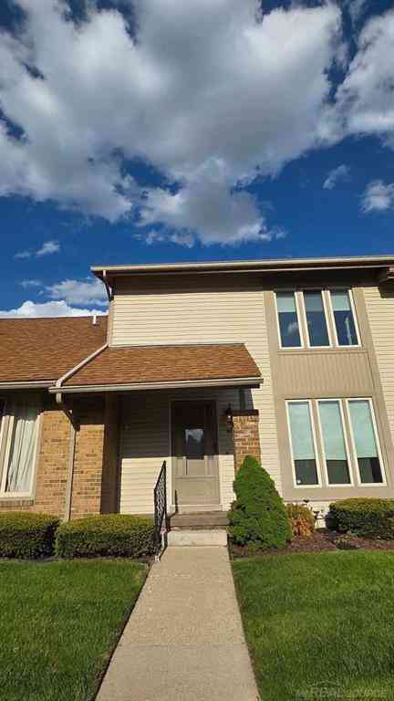 Condo For Sale - 60 Willow Way Drive <br/> Waterford, MI 48328