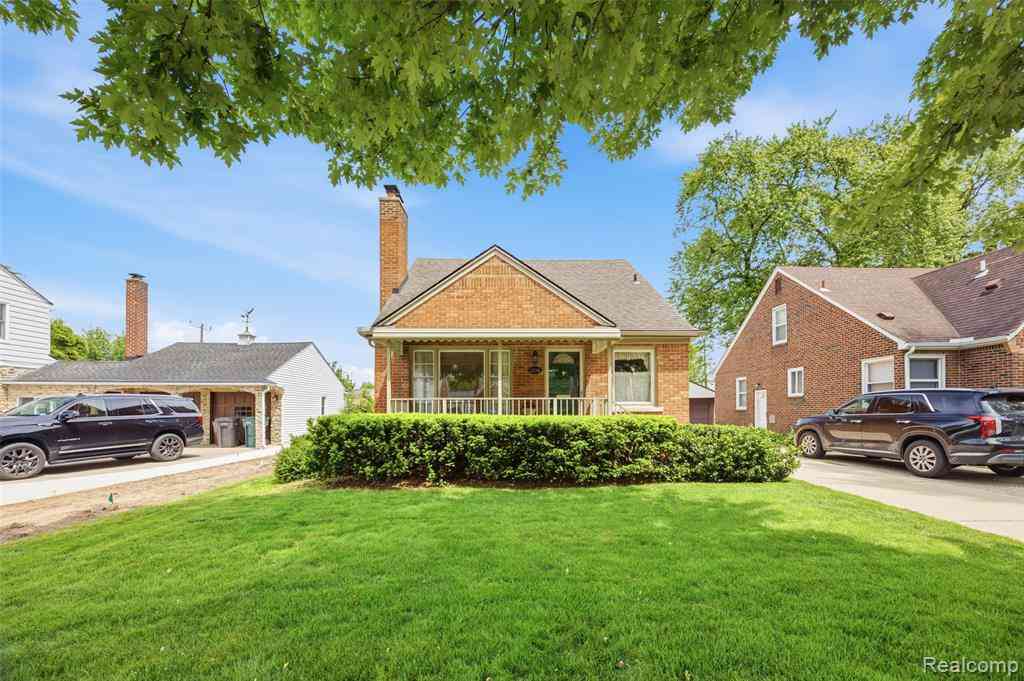 Homes For Sale - 1304 N Vernon Street <br/> Dearborn, MI 48128