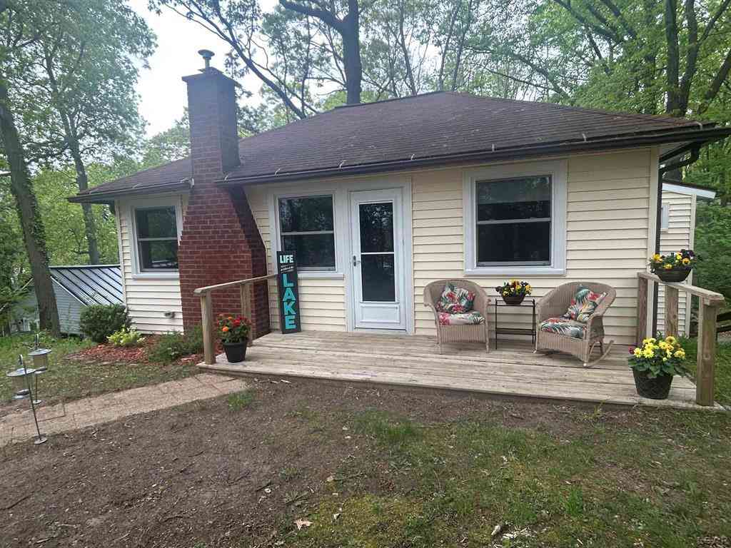 Homes For Sale - 1721 Valley Ct. Court <br/> Brooklyn, MI 49230