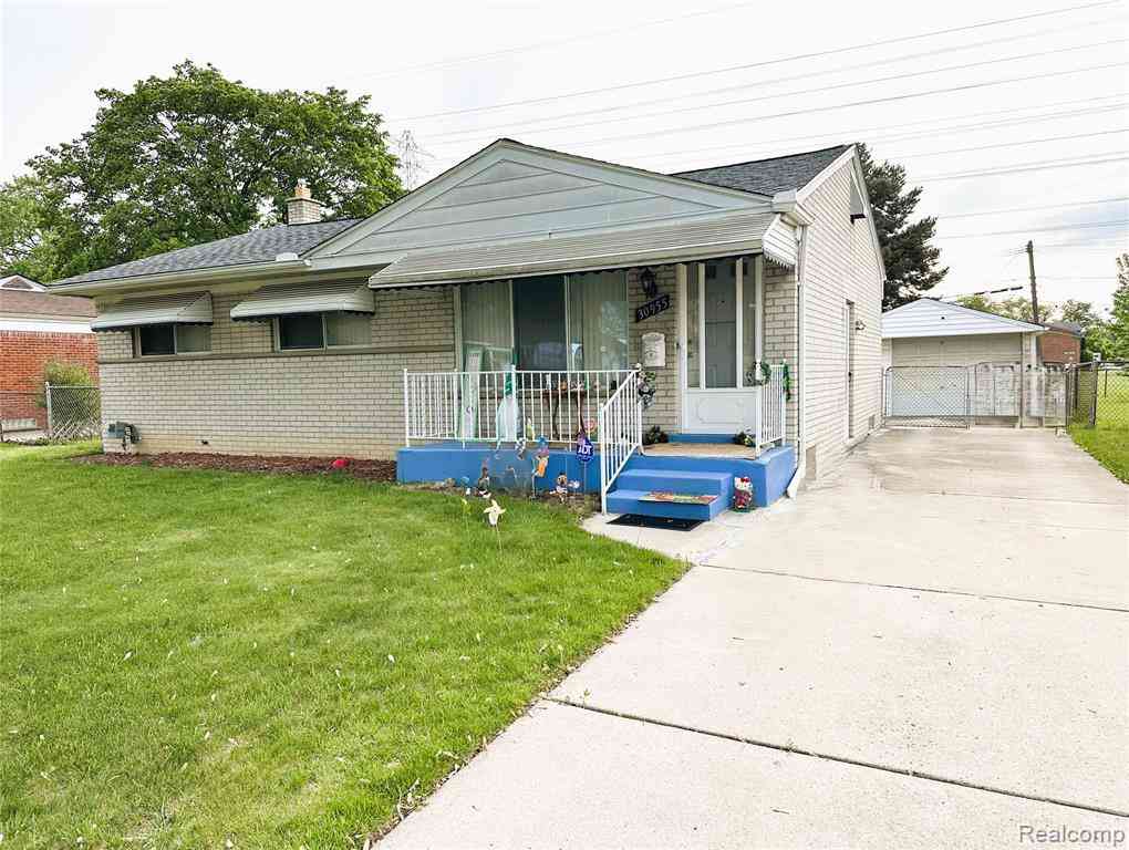 Homes For Sale - 30955 Iroquois Drive <br/> Warren, MI 48088