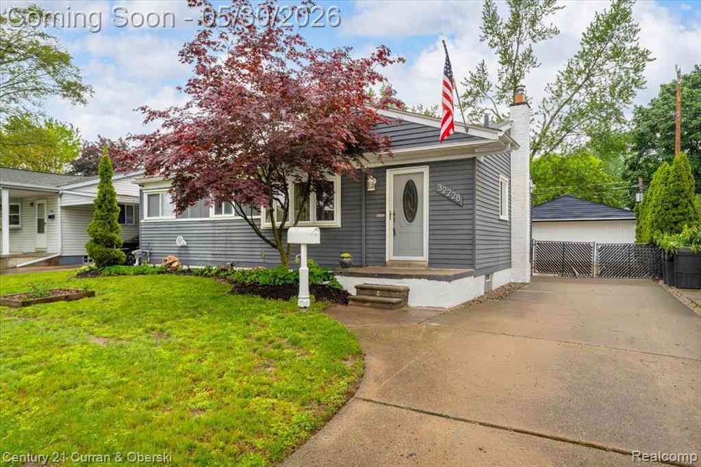Homes For Sale - 32228 Melton Street <br/> Westland, MI 48186