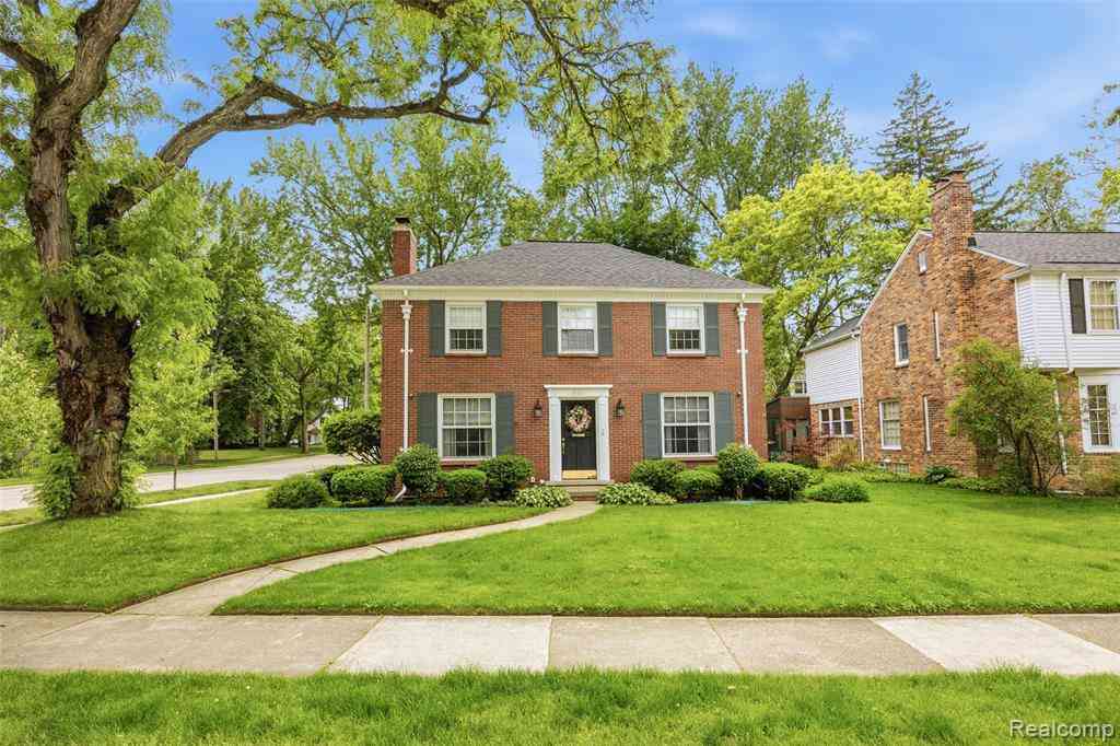 Homes For Sale - 840 Beechmont Street <br/> Dearborn, MI 48124