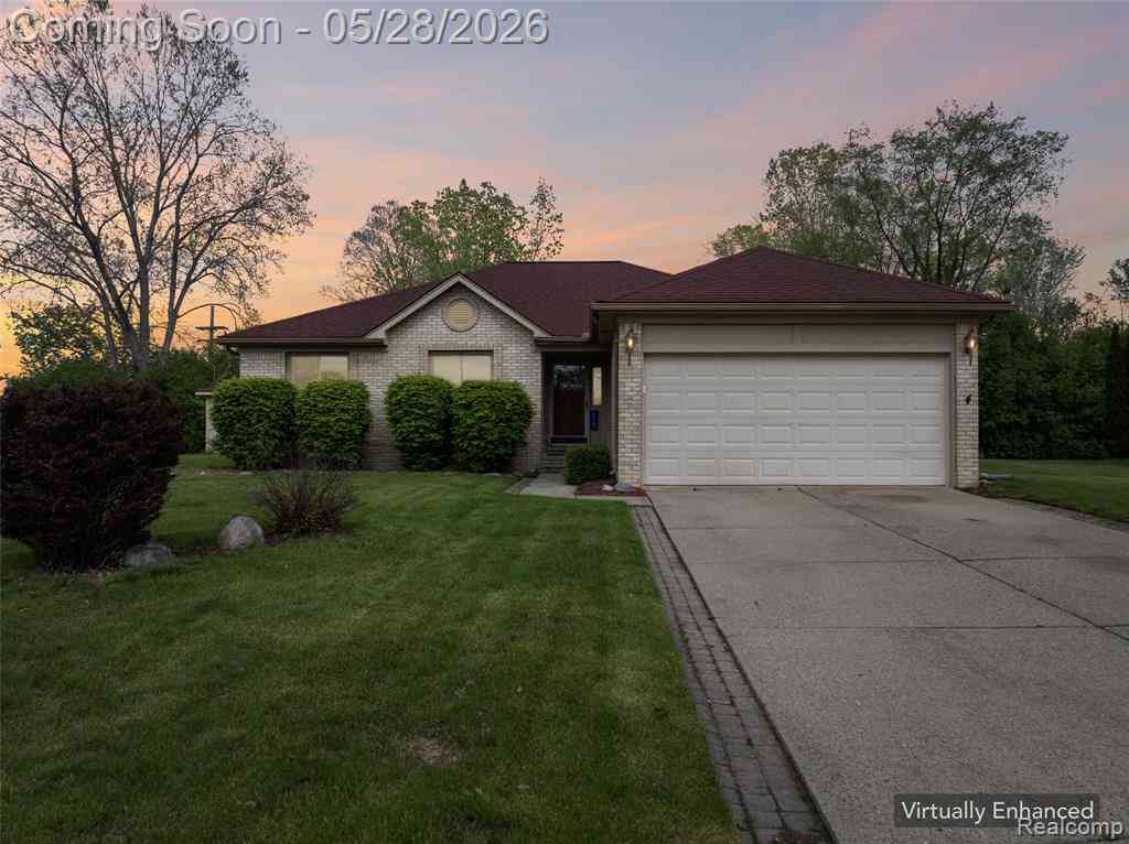 Homes For Sale - 3583 Yardly Court <br/> Sterling Heights, MI 48310