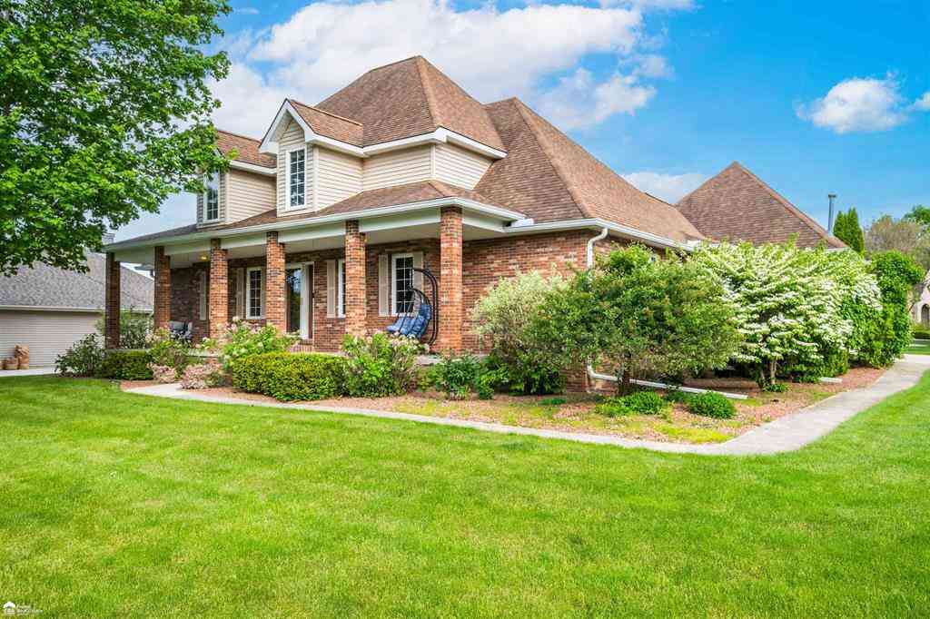 Homes For Sale - 8201 Fountain View Drive <br/> Flushing, MI 48433