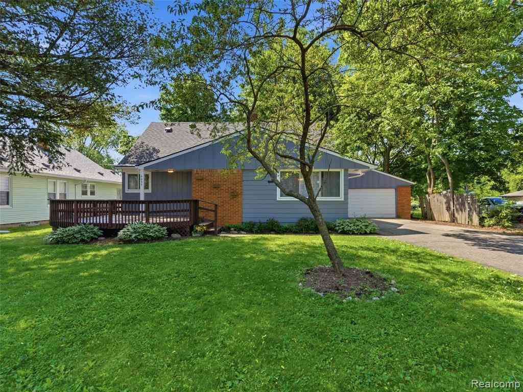 Homes For Sale - 6053 Van Syckle Avenue <br/> Oakland County, Waterford, MI 48329