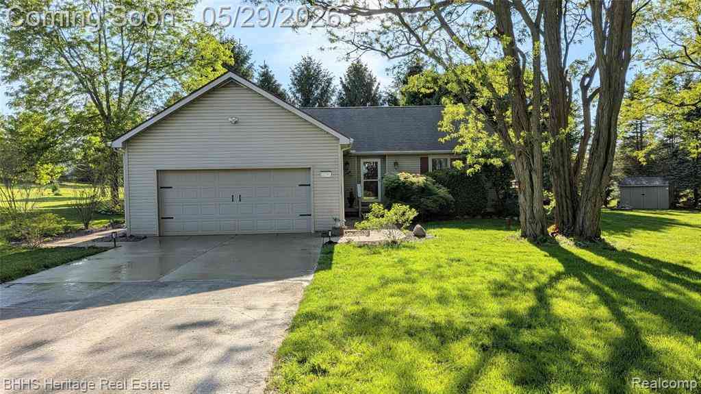 Homes For Sale - 11791 West Lane <br/> Whitmore Lake, MI 48189