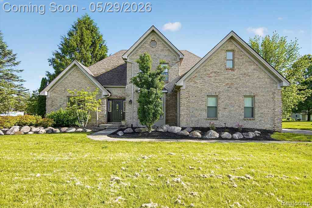 Homes For Sale - 34604 Jesica Lane <br/> Wayne County, New Boston, MI 48164