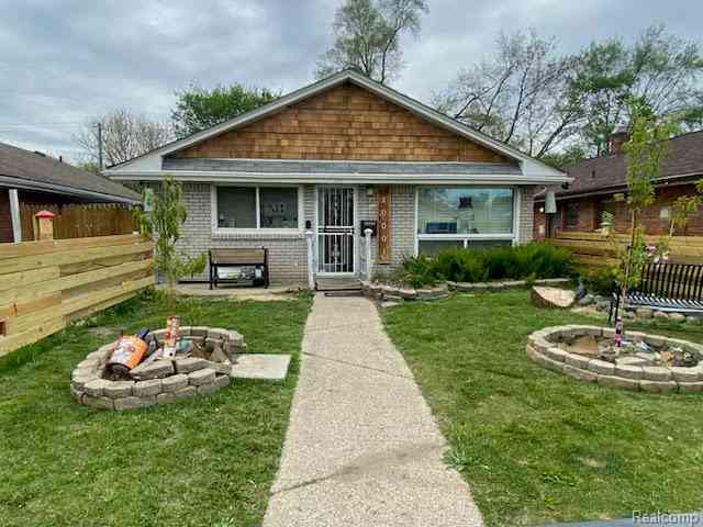Homes For Sale - 20001 Washburn Street <br/> Detroit, MI 48221