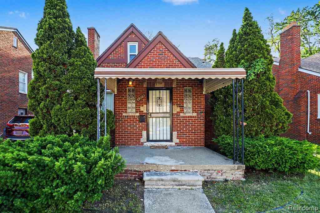 Homes For Sale - 19161 Birwood Street <br/> Detroit, MI 48221