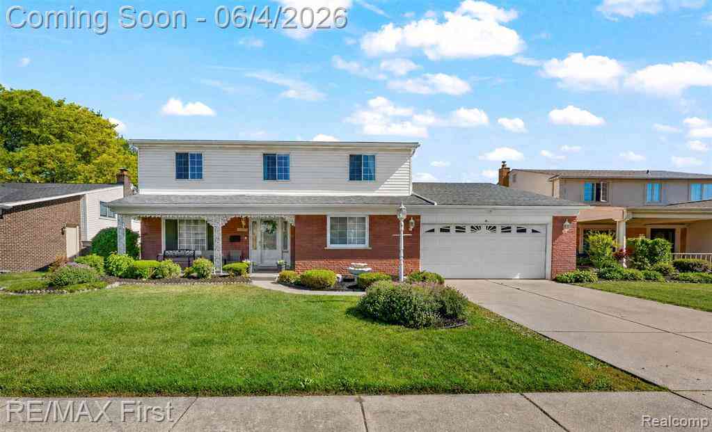 Homes For Sale - 26376 Lawrence Drive <br/> Dearborn Heights, MI 48127