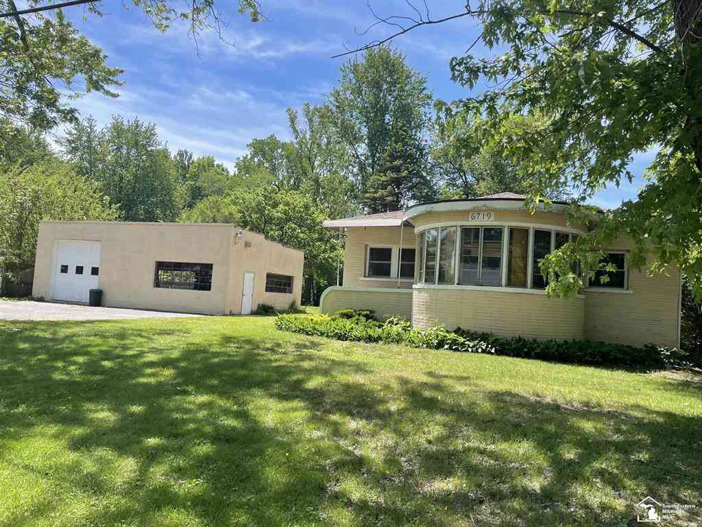 Homes For Sale - 6719 Summerfield Road <br/> Monroe County, Temperance, MI 48182