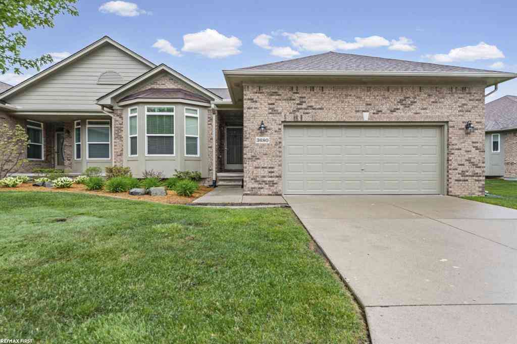Condo For Sale - 3680 Partagas Drive <br/> Sterling Heights, MI 48310