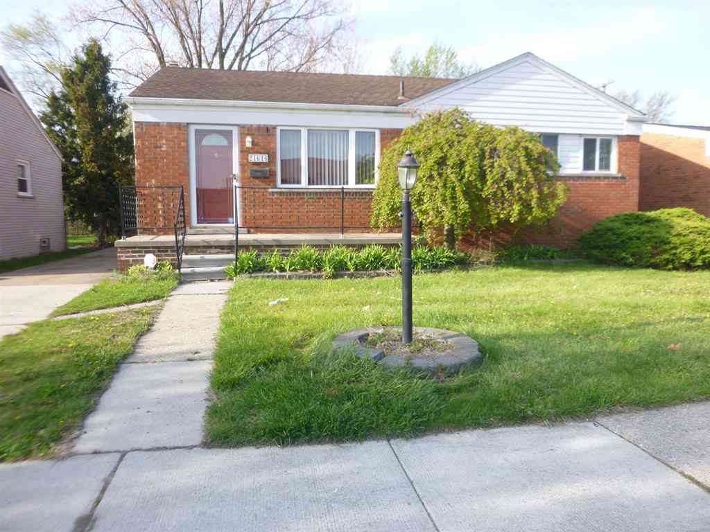 Homes For Rent - 21616 Lanse Street <br/> Saint Clair Shores, MI 48081