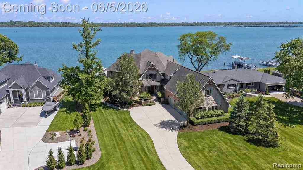 Homes For Sale - 28195 Elba Drive <br/> Wayne County, Grosse Ile, MI 48138