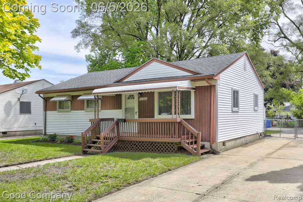 Homes For Sale - 22362 Masch Avenue <br/> Warren, MI 48091