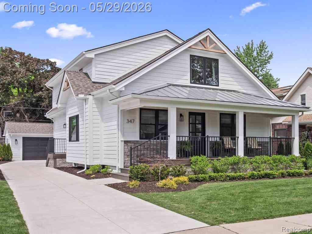 Homes For Sale - 347 Highland  <br/> Rochester, MI 48307