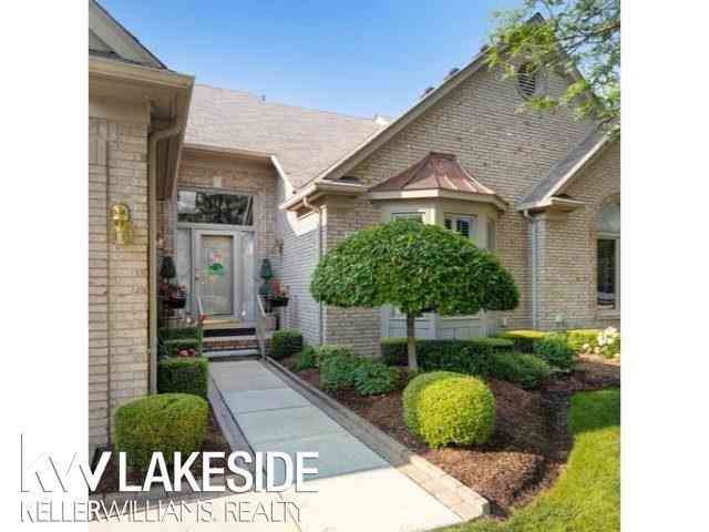Condo For Sale - 20359 Millville Drive <br/> Macomb, MI 48044