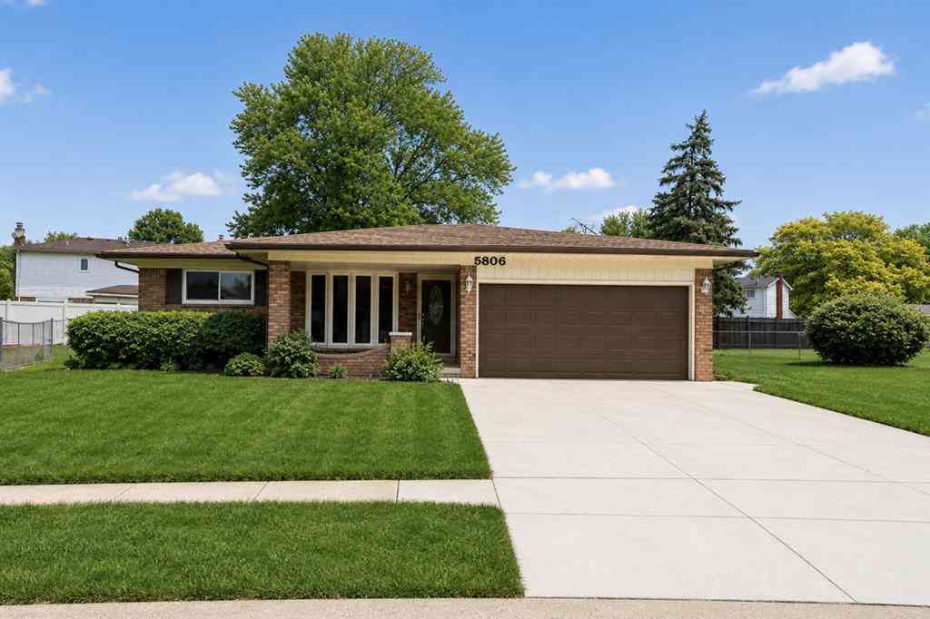 Homes For Rent - 5806 Wedgewood Road <br/> Canton, MI 48187