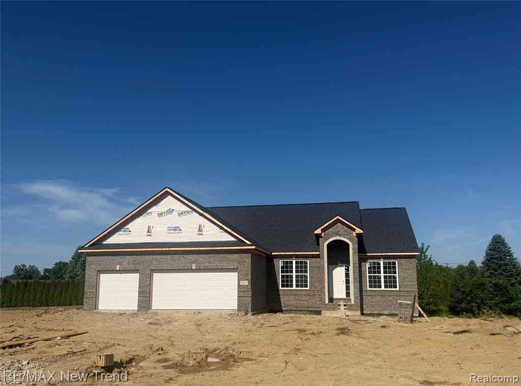 Homes For Sale - 2021 Crested Butte Drive <br/> Oakland County, White Lake, MI 48383