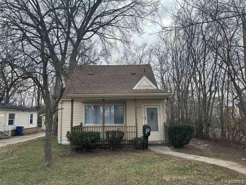 Homes For Sale - 15545 Woodbine  <br/> Redford, MI 48239
