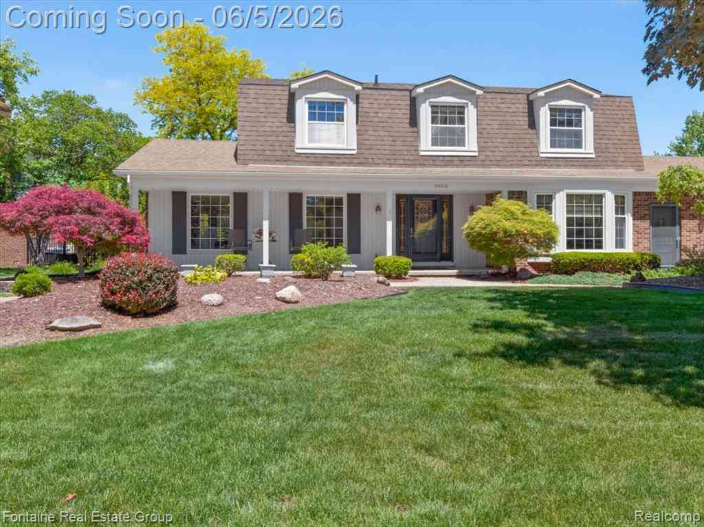 Homes For Sale - 35210 Lancashire Road <br/> Livonia, MI 48152