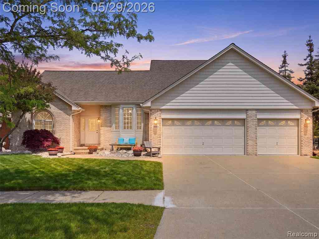 Homes For Sale - 15581 Spiceway  <br/> Fraser, MI 48026