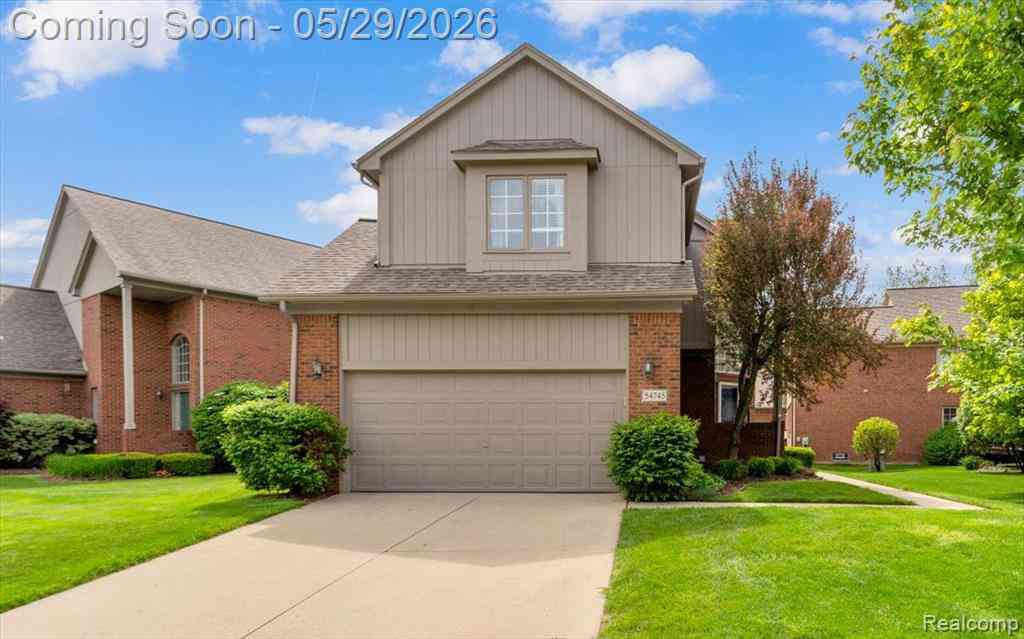 Condo For Sale - 54745 Four Seasons Drive <br/> Utica, MI 48316