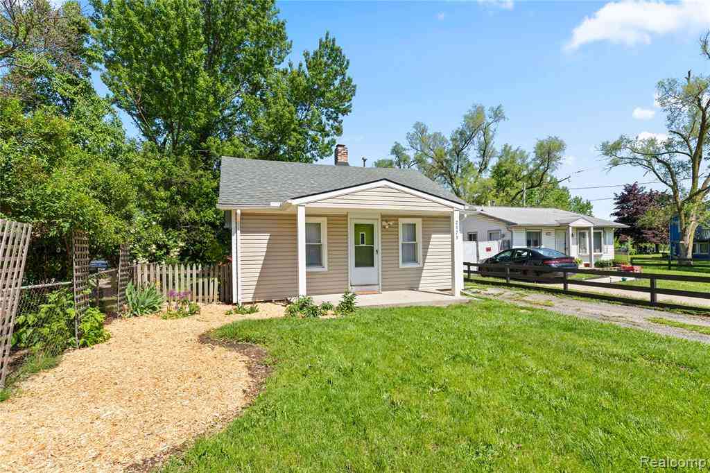 Homes For Sale - 2171 Bradley Avenue <br/> Ypsilanti, MI 48198