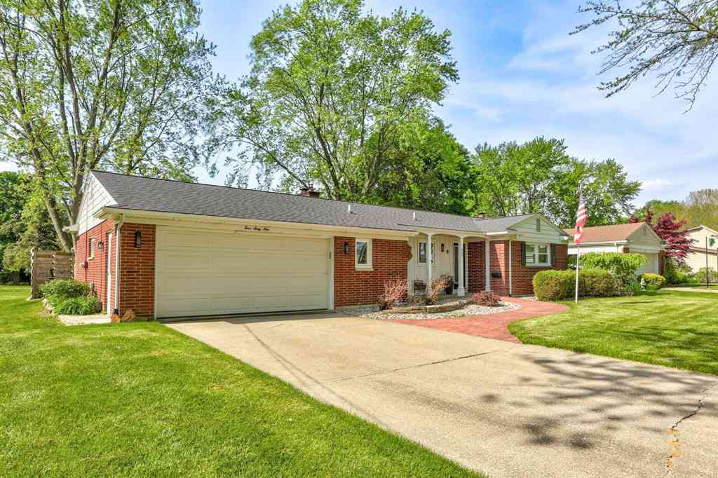 Homes For Sale - 469 Sunburst Drive <br/> Frankenmuth, MI 48734