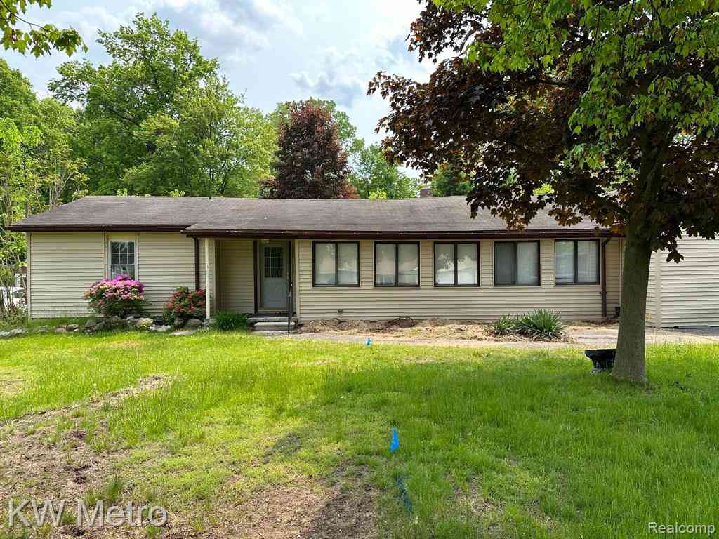 Homes For Sale - 1436 Hartwig Drive <br/> Troy, MI 48085