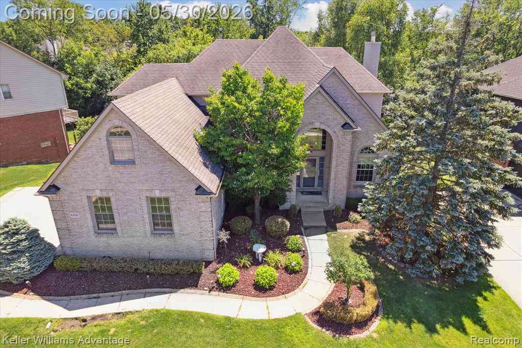 Homes For Sale - 6356 Branford Drive <br/> West Bloomfield, MI 48322