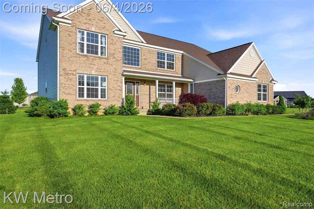 Homes For Sale - 7791 Whirlaway Drive <br/> Saline, MI 48176