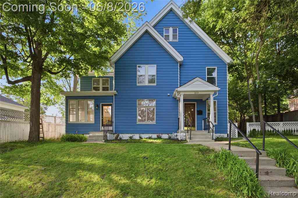 Homes For Sale - 213 Maple Street <br/> Ypsilanti, MI 48198
