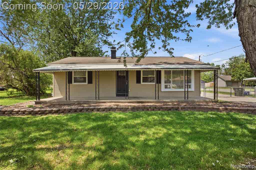 Homes For Sale - 37257 Dundee Street <br/> Sterling Heights, MI 48310