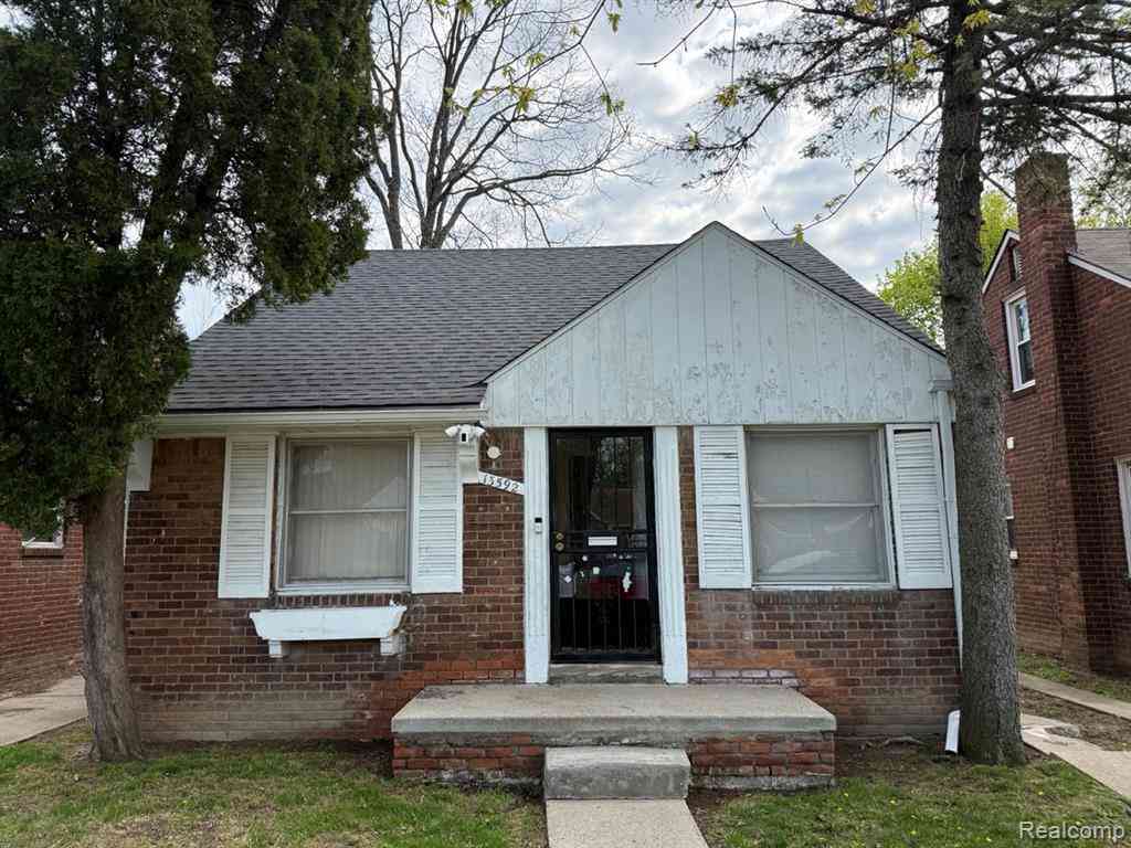 Homes For Sale - 13592 Rosemont Avenue <br/> Detroit, MI 48223
