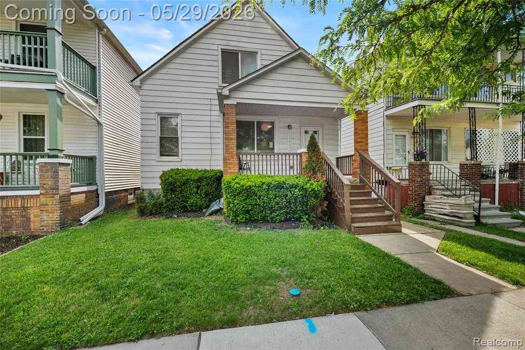 Homes For Sale - 11423 Saint Aubin Street <br/> Hamtramck, MI 48212