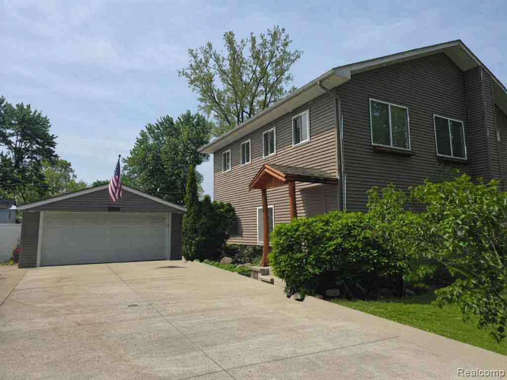 Homes For Sale - 135 N Haven Street <br/> Novi, MI 48377