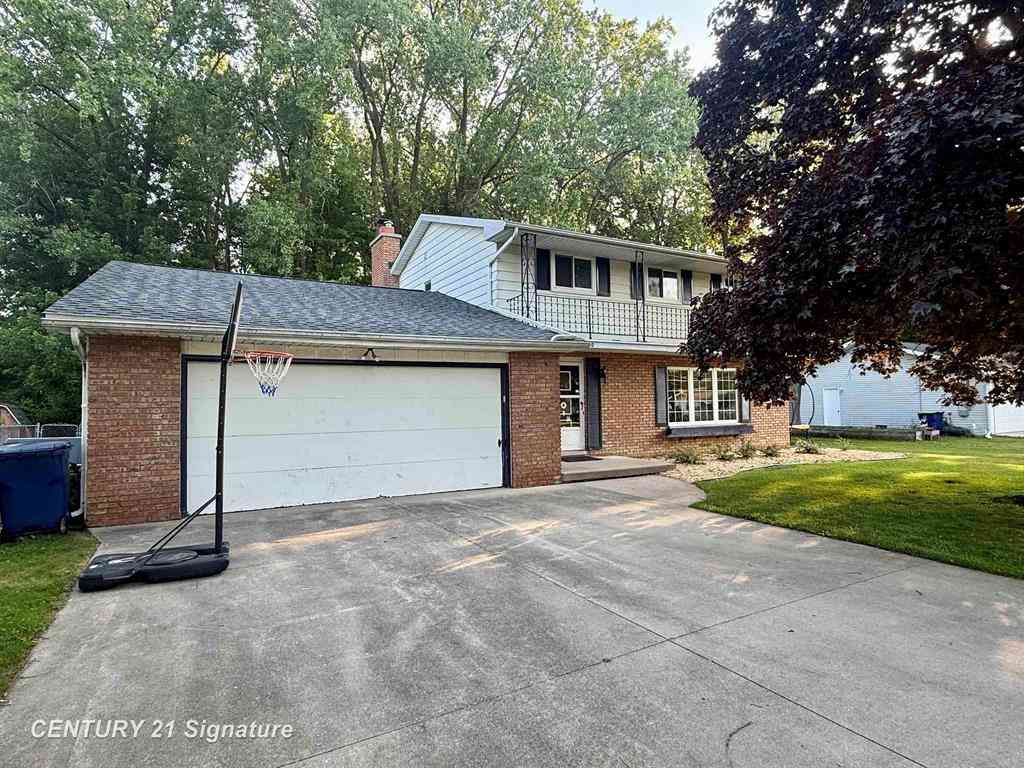 Homes For Sale - 7860 Luann Street <br/> Saginaw, MI 48609