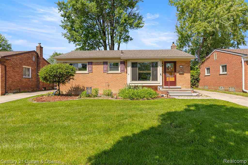 Homes For Sale - 8245 N Hubbard Street <br/> Westland, MI 48185