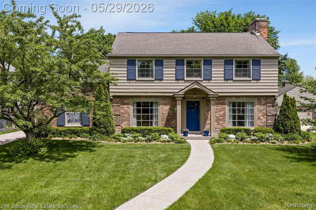 Homes For Sale - 820 Westchester Road <br/> Grosse Pointe Park, MI 48230