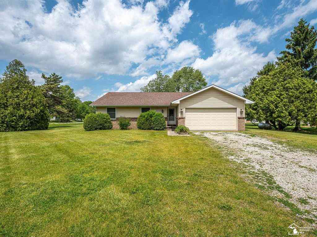 Homes For Sale - 14790 Ida Center Road <br/> Petersburg, MI 49270