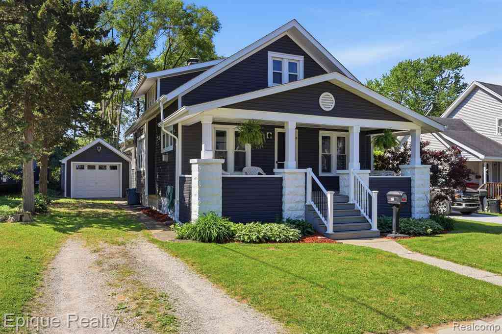 Homes For Sale - 204 E Wood Street <br/> Saint Clair County, Yale, MI 48097