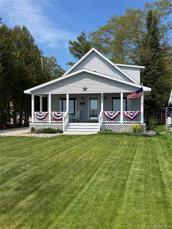 Homes For Sale - 6897 N Us Highway 23  <br/> Iosco County, Oscoda, MI 48750