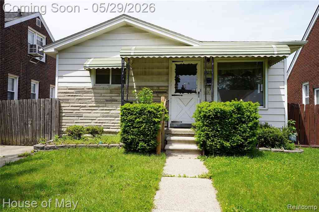 Homes For Sale - 18233 Ruth Street <br/> Melvindale, MI 48122