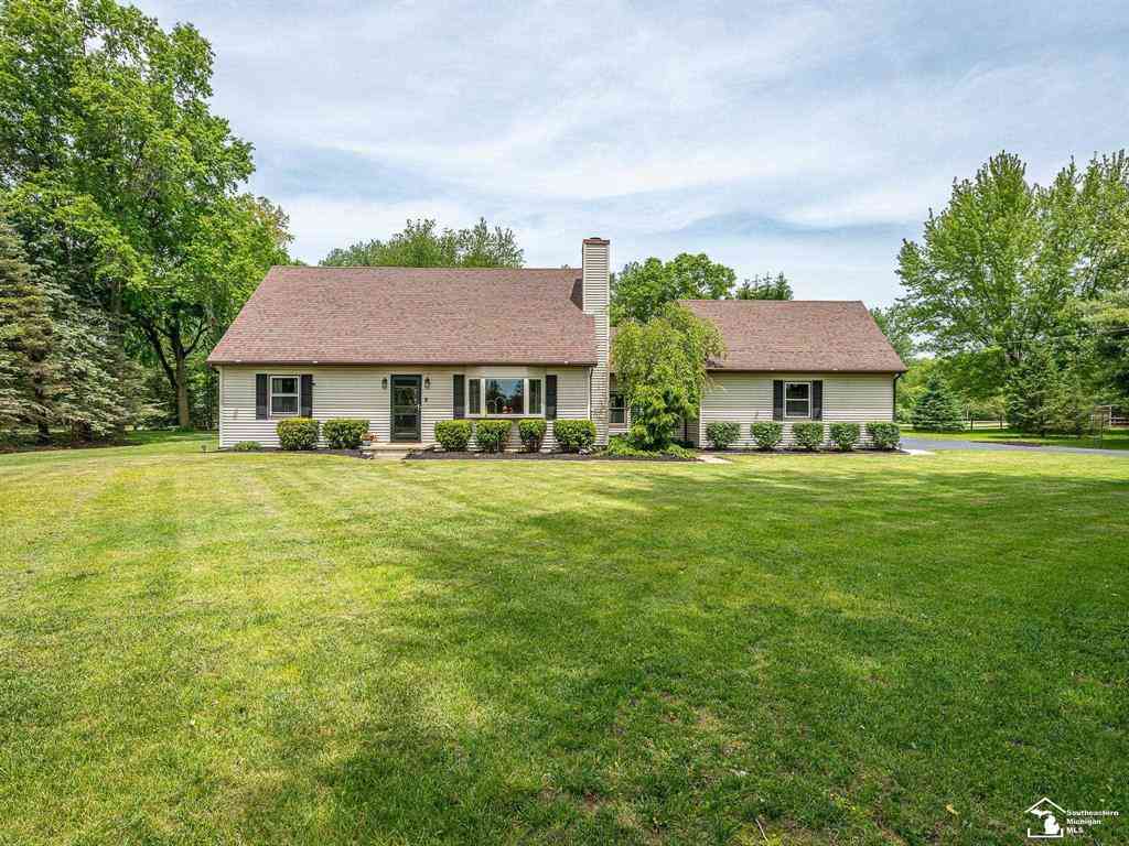 Homes For Sale - 14060 Todd Road <br/> Petersburg, MI 49270