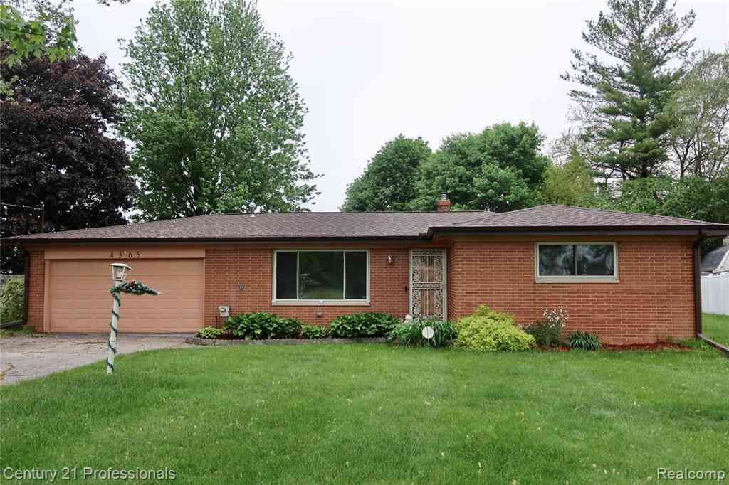 Homes For Sale - 4365 Jo Drive <br/> Saginaw, MI 48601