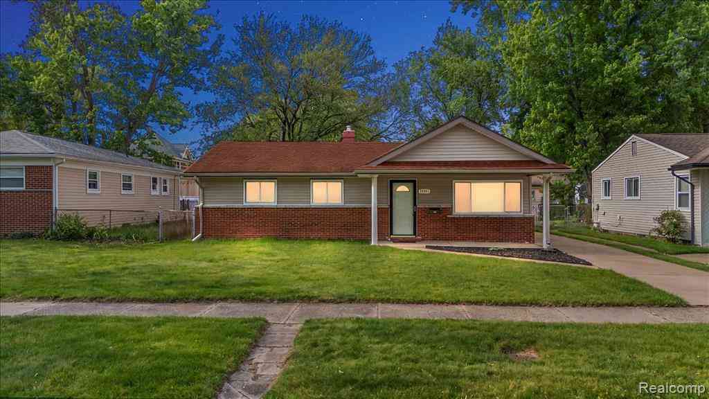 Homes For Sale - 26061 Cameo Court <br/> Oakland County, Madison Heights, MI 48071