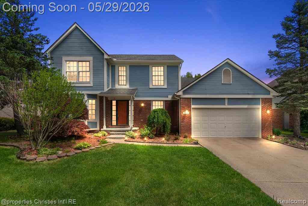 Homes For Sale - 3210 Davenport Lane <br/> Rochester, MI 48309