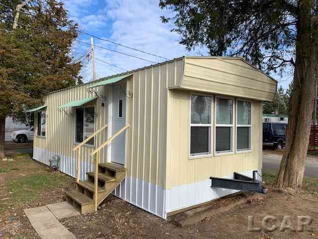 Homes For Rent - 3180 N Adrian Highway <br/> Adrian, MI 49221